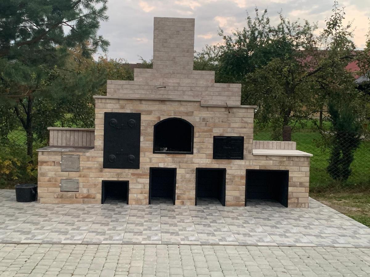 Панська Садиба Mykulychyn Exterior foto